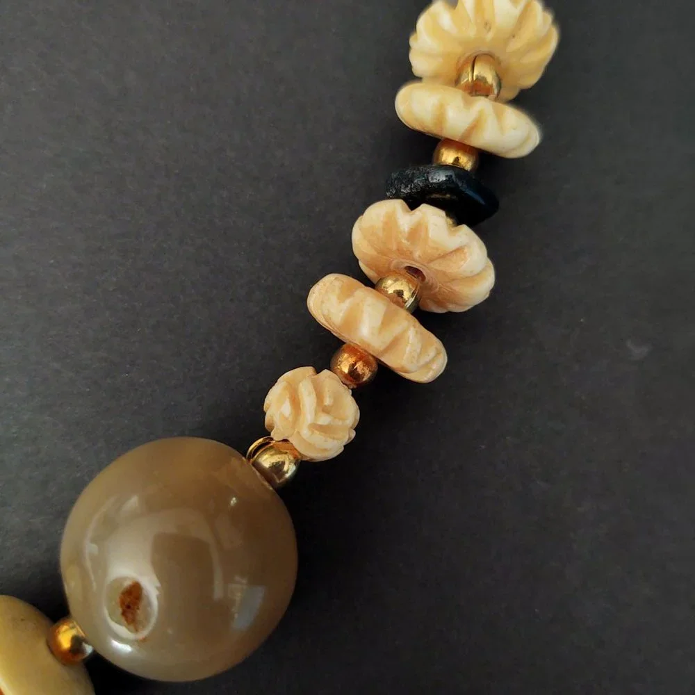 N/A gold tone